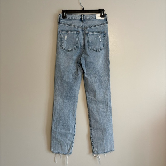 Express women’s high rise distressed denim straight leg jeans size 2 - Picture 2 of 8